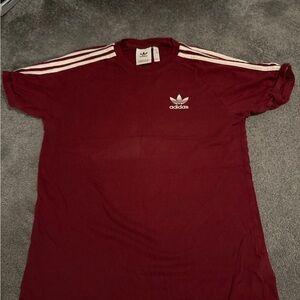 Adidas Men's Burgundy Tee with White Stripes